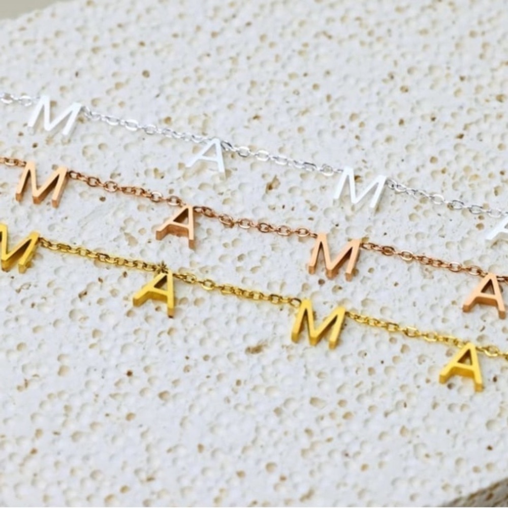 🌟NWT🌟 MAMA Necklace - You Choose from Gold, Silver, or Rose Gold